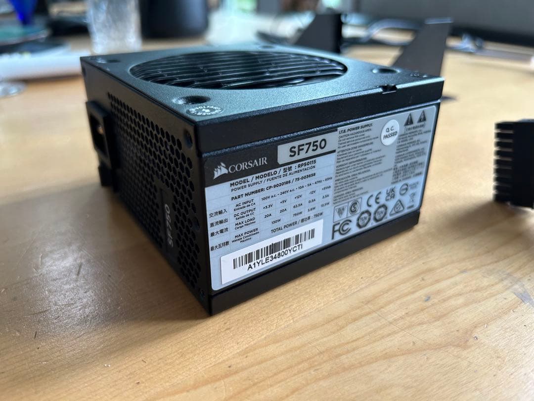 Corsair SF750 750W モジュラー電源ユニット