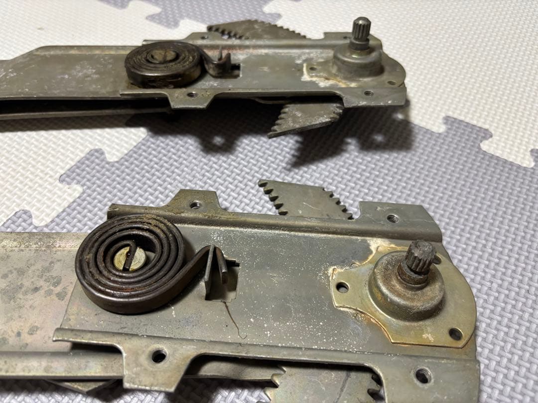 510 ブルーバードクーペ　ドアレギュレター