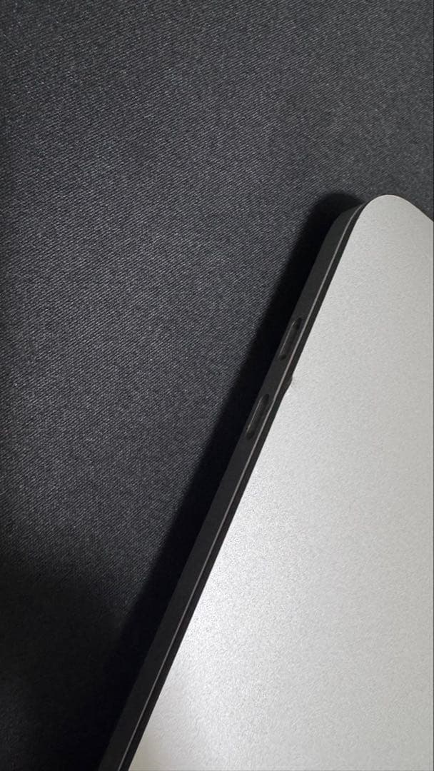 DDD　MacBook Pro (M1, 2020) 16GB