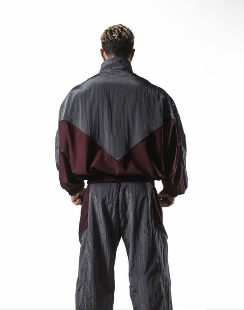 LYFT ナイロンジャケット・パンツセット グレー/バーガンディ