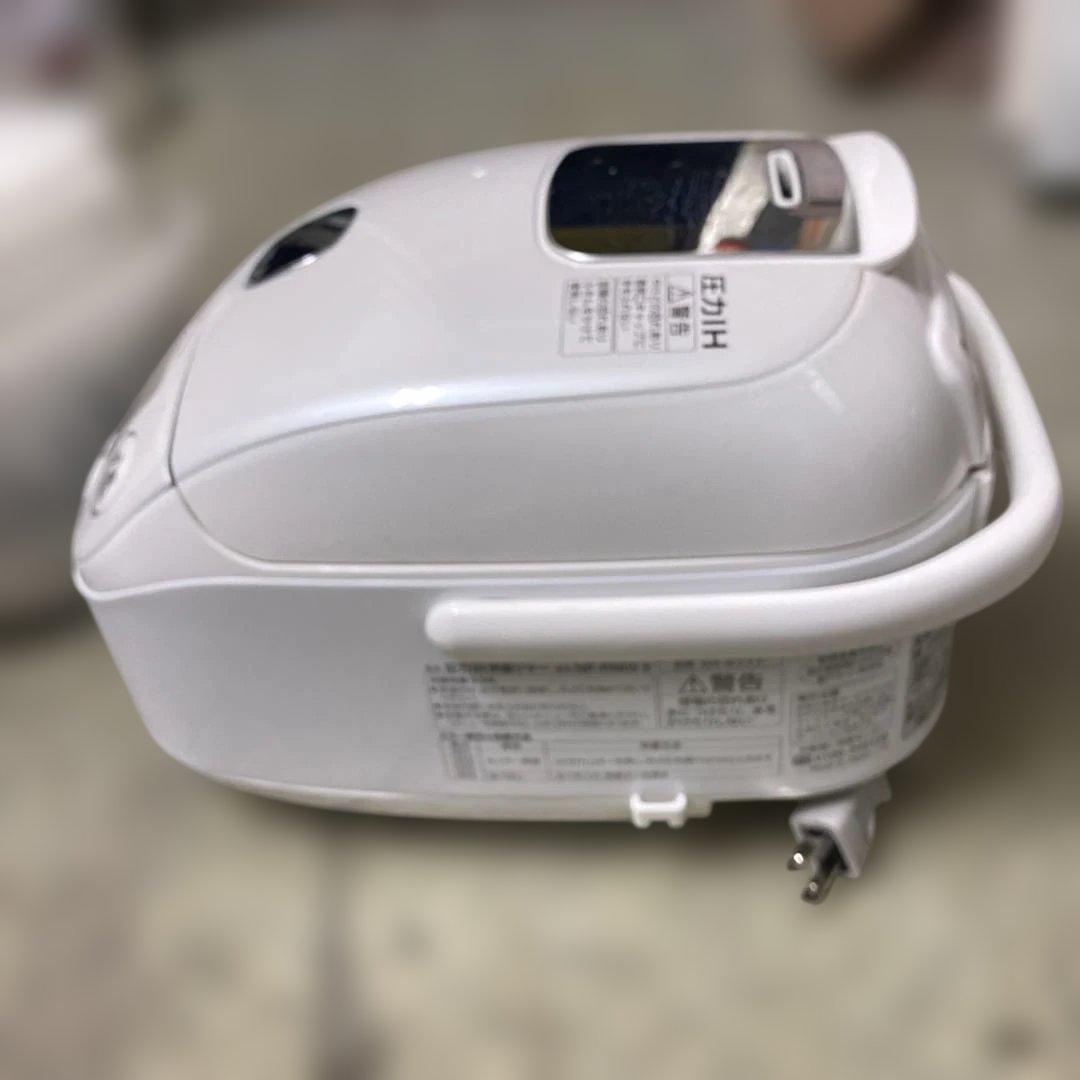 象印NP-RN05 炊飯器 3合炊き 2024年製