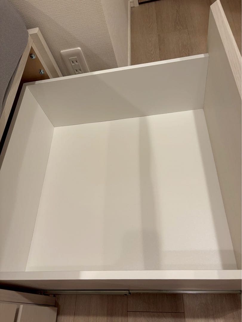 【限界まで値下げしました】【大容量収納付き】すのこチェストベッドフレーム