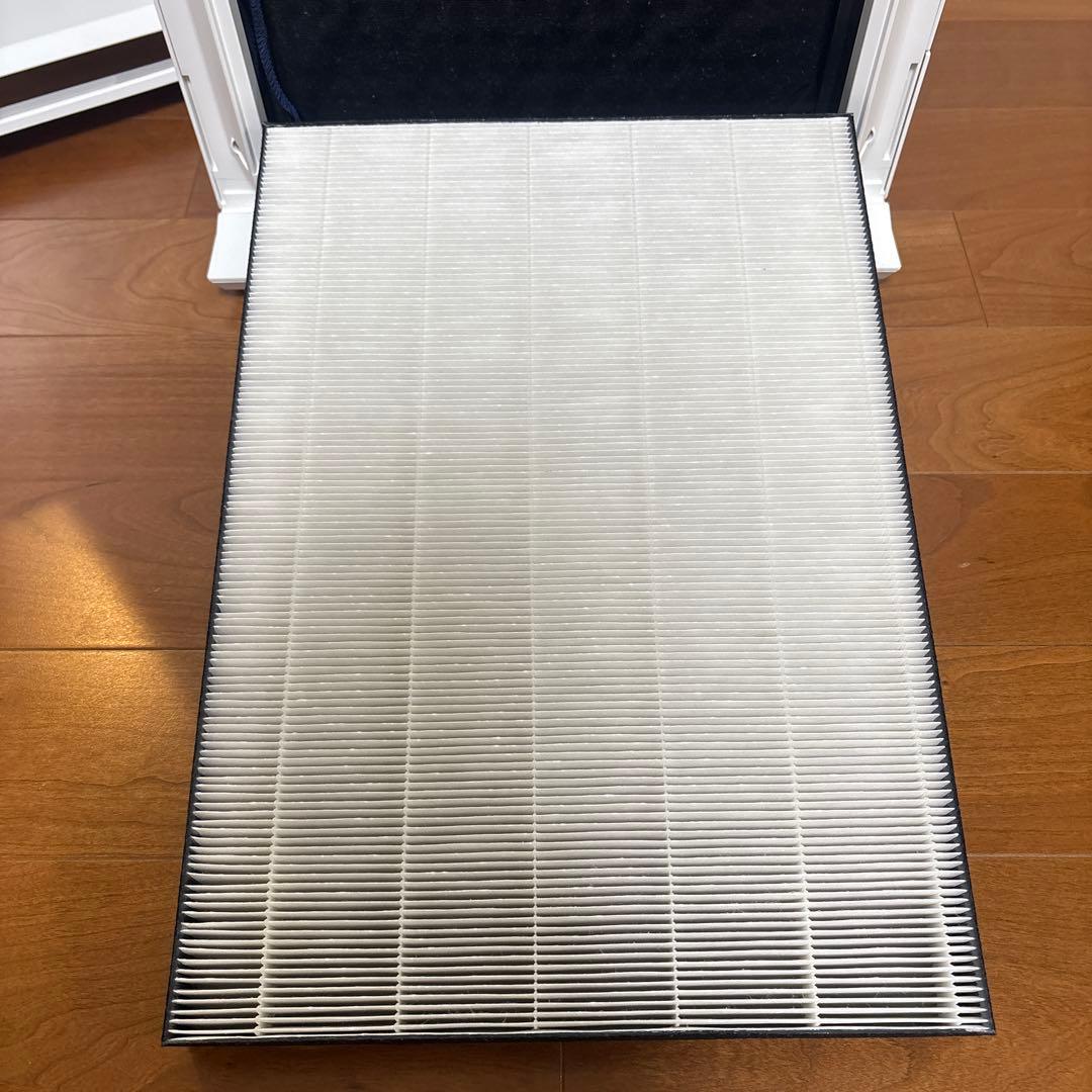 ★美品　Panasonic 加湿空気清浄機　F-VC70XT-W ホワイト