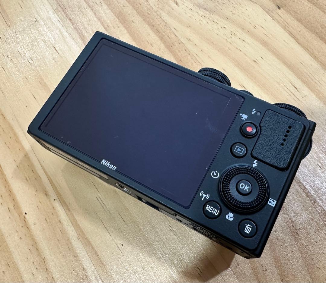 デジタルカメラ Nikon COOLPIX P340