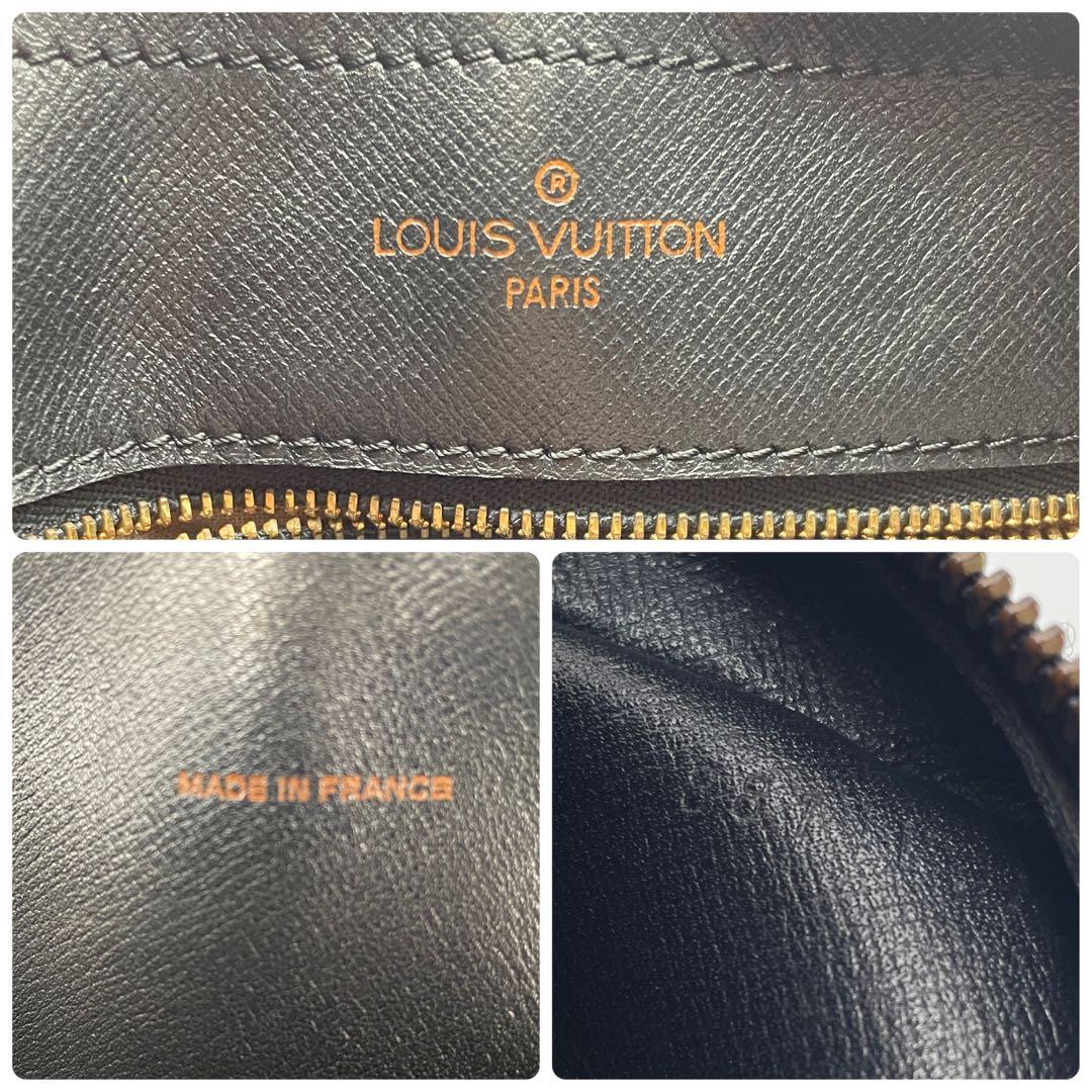 ルイヴィトン エピ ポルトドキュマンヴォワヤージュ M54472