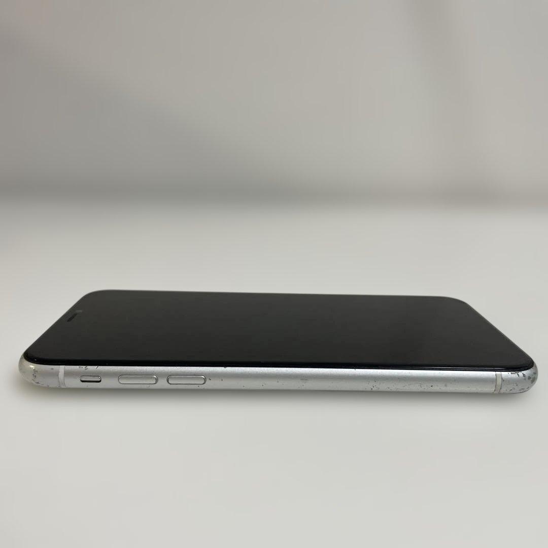 iPhone XR ホワイト 128GB バッテリー最大容量79%