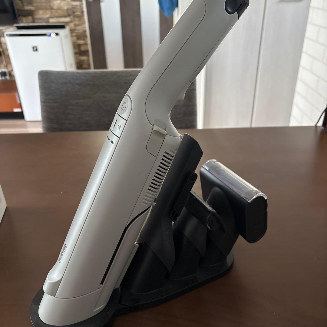 Shark EVOPOWER DX 充電式ハンディクリーナー WV515JGY