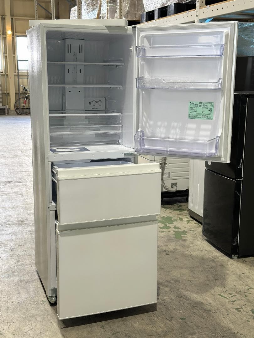 三菱電機■冷蔵庫　ホワイト　MR-C33G-W　330L　2022年製　3ドア