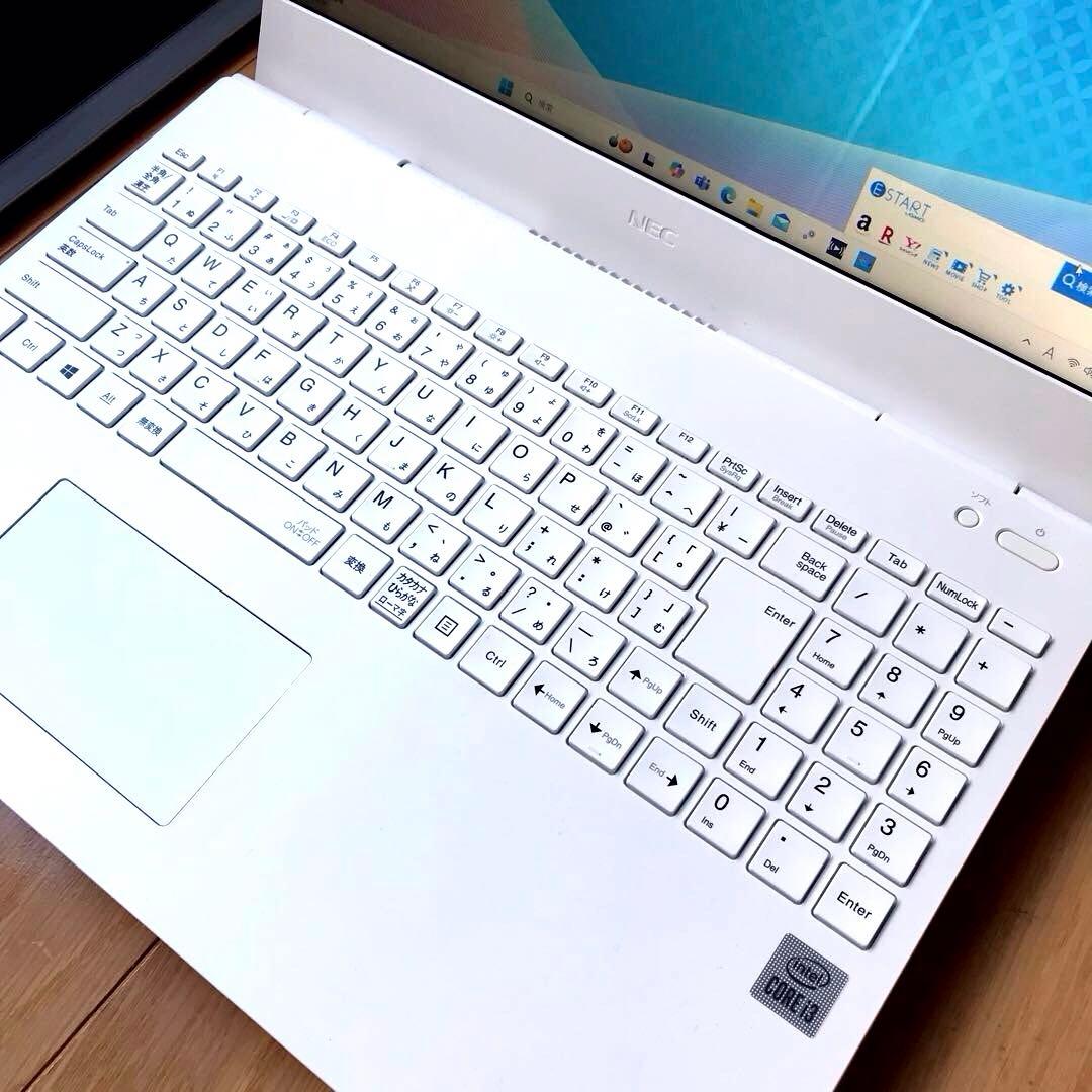 Windowsノート本体 NEC LaVie N1536/AAL(M.2 NVMe SSD512GB)