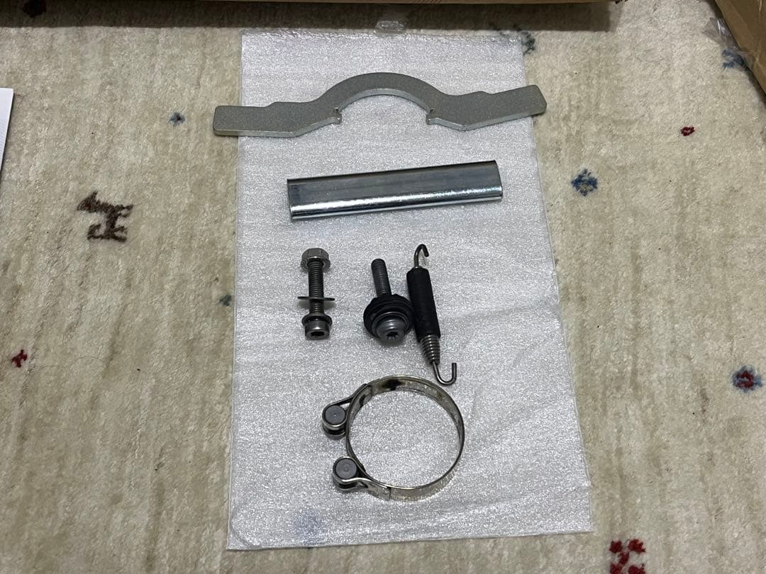 AKRAPOVIC Ninja ZX-4R ZXー25Rスリップオンマフラー