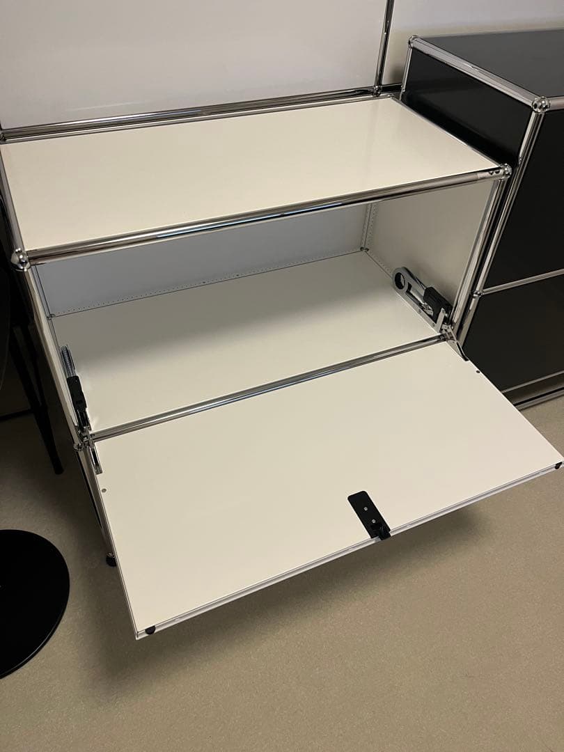 USM ハラー　2段キャビネット　サイドボード　未使用品　ピュアホワイト