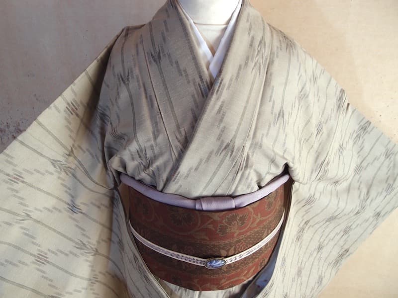 紬着物（絣文）裄68　正絹美品