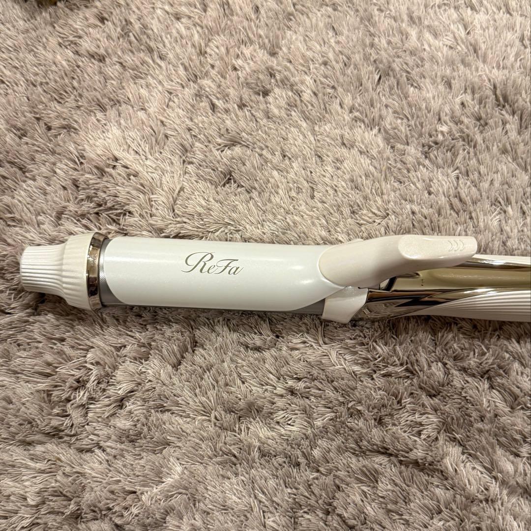 リファ ビューテック カール ヘア アイロン 32mm ホワイト　2022年製