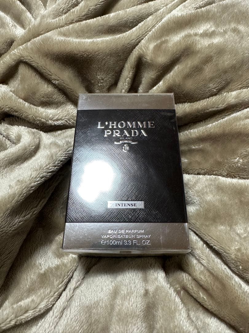 P*u様 【 エレガント＆洗練 】プラダ L'Homme Intense EDP