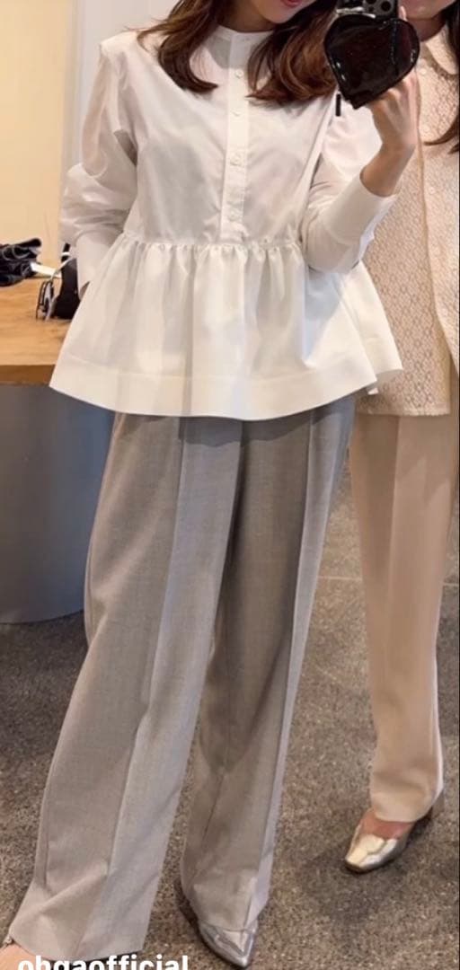 OHGA ぺプラムブラウス