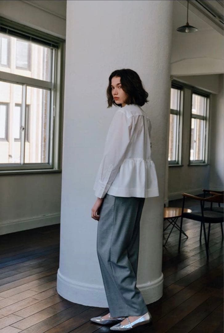 OHGA ぺプラムブラウス