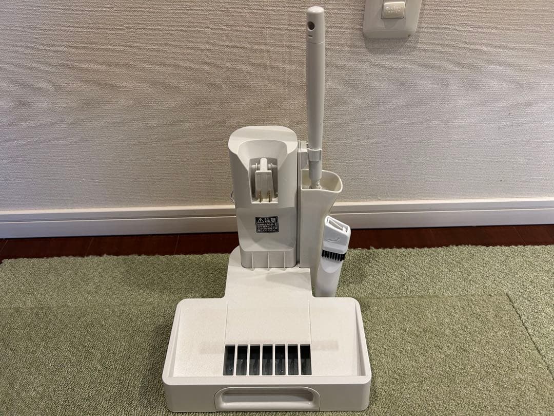 IRIS OHYAMA 充電式サイクロンスティッククリーナSCD-210P