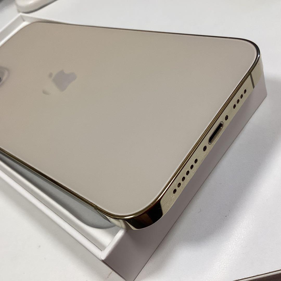 Apple iPhone 12 Pro maxゴールド