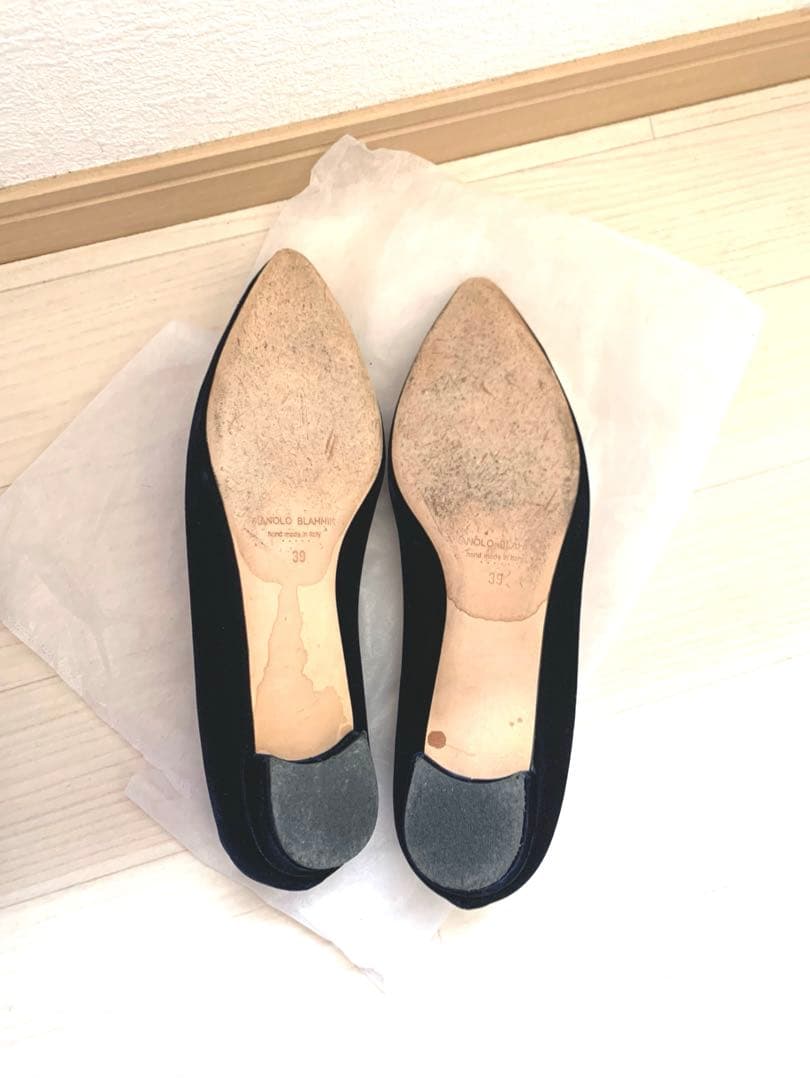 マノロブラニク　ハンギシ　フラットパンプス　39 25センチ