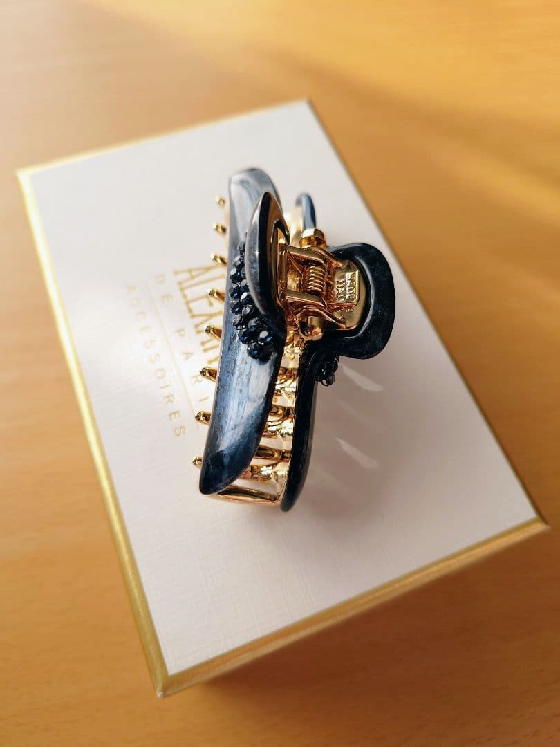 美品 アッカ ACCA ダブルコラーナ クリップ M