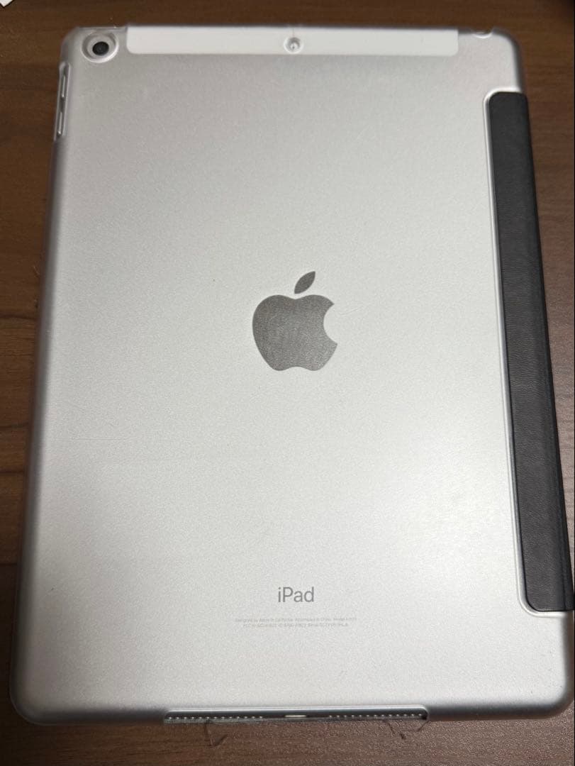 【hirary】Apple iPad (第5世代) 32GB