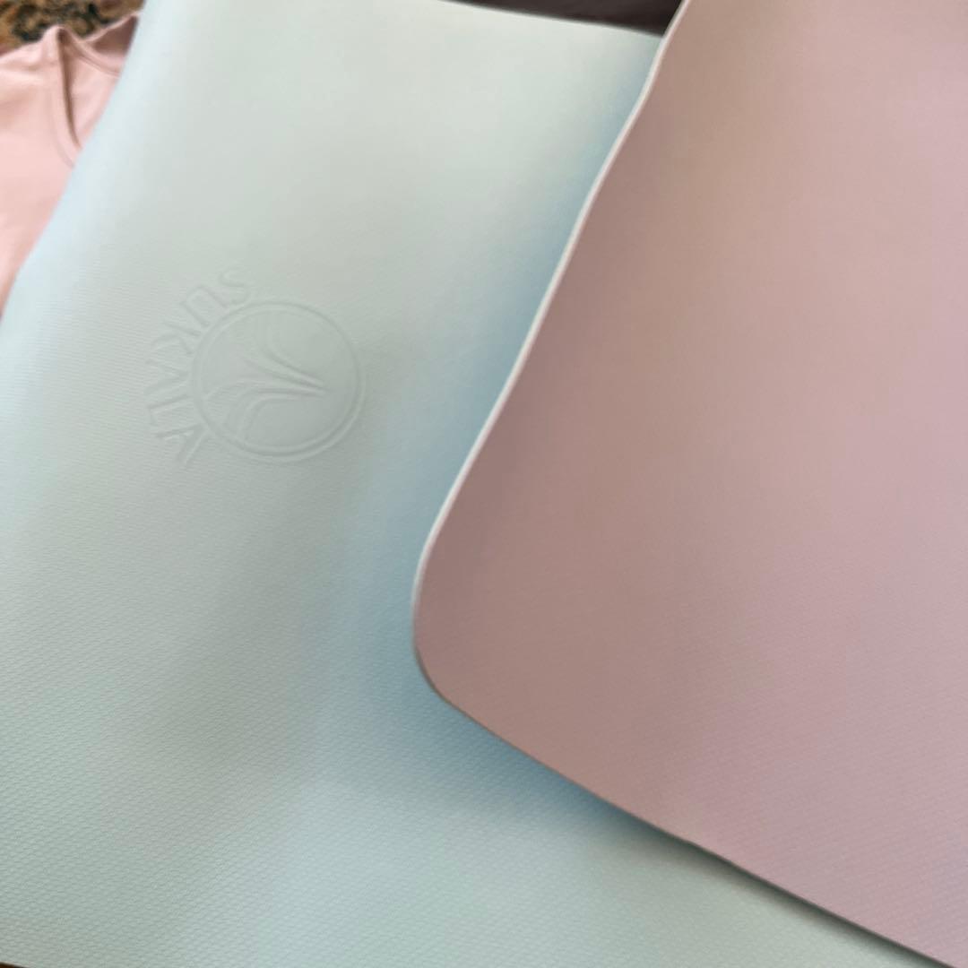 SUKALA リバーシブルヨガマット 水色 マットケース付き　ヨガウェアMサイズ