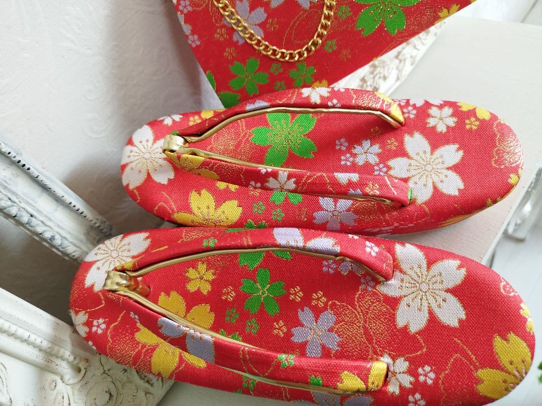 正絹黒色にぼかしの花模様の着物と作り帯のフルセット