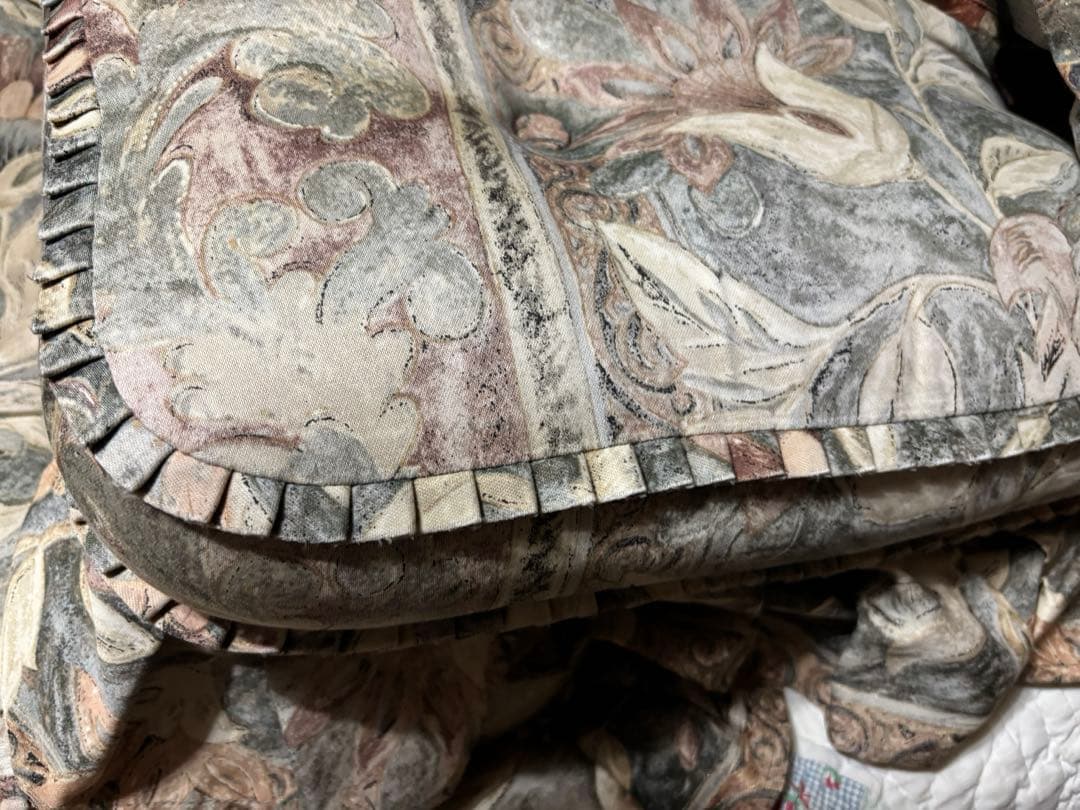 飛騨産業　3人掛けソファー　クッションのみ