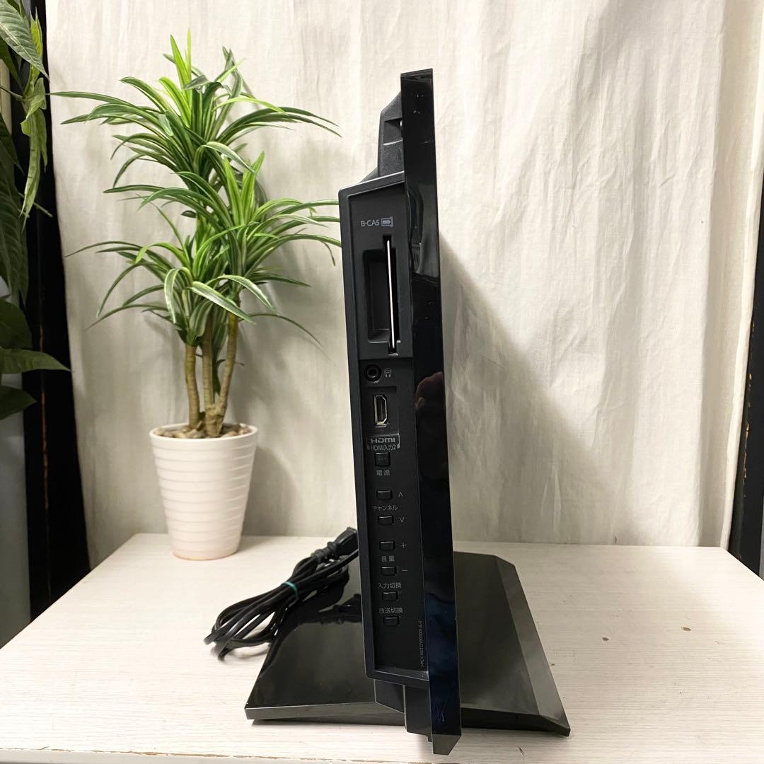 一人暮らしや寝室なんかにもちょうどいい♪ 液晶カラーテレビREGZA 22V