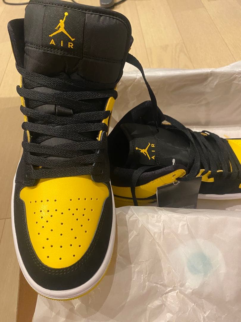 AIR JORDAN 1 MID SE ブラック/イエロー UK9