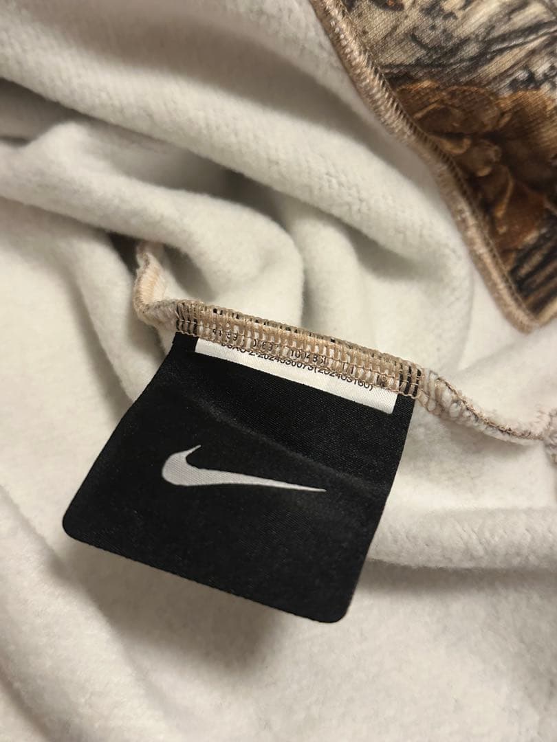 クロムハーツ ナイキ ドレイク ノクタ スウェット トレーナー クルーネック