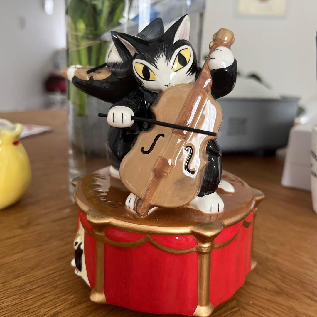 ダヤン演奏会のオルゴール 陶器製