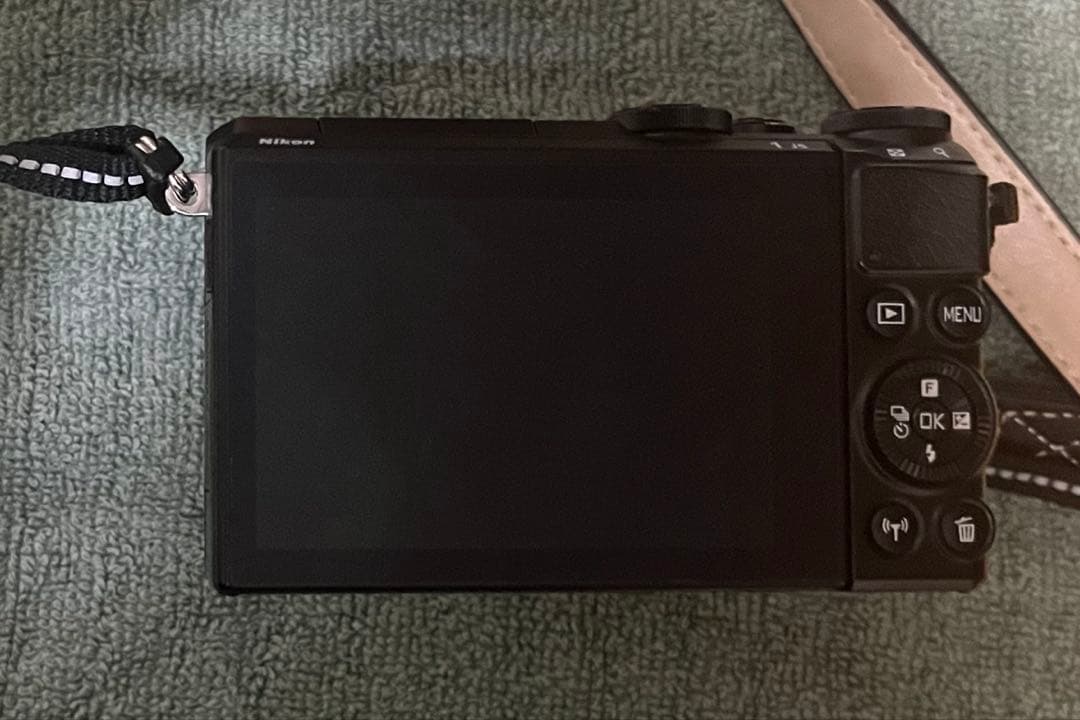 Nikon ミラーレス一眼カメラ 1 NIKKOR 10-30mm