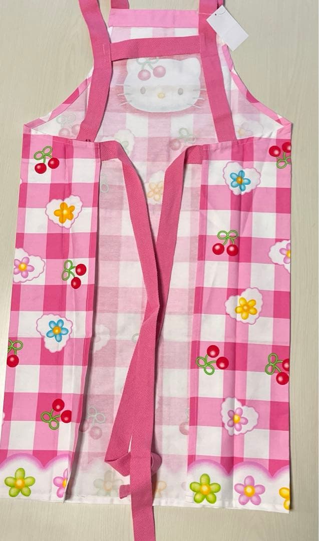 ハローキティ　エプロン　1998 さくらんぼ　当時物　レア
