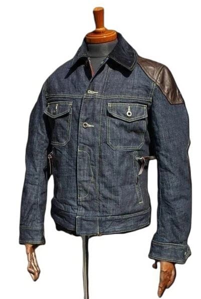 MaxFritz 秋冬仕様のデニムジャケット