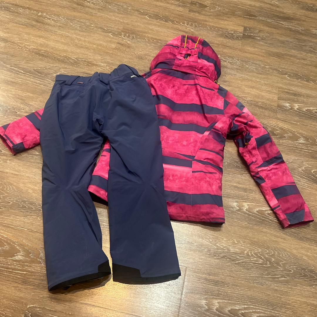 スキーウェア レディース Mサイズ サロモン　セットアップ　女性