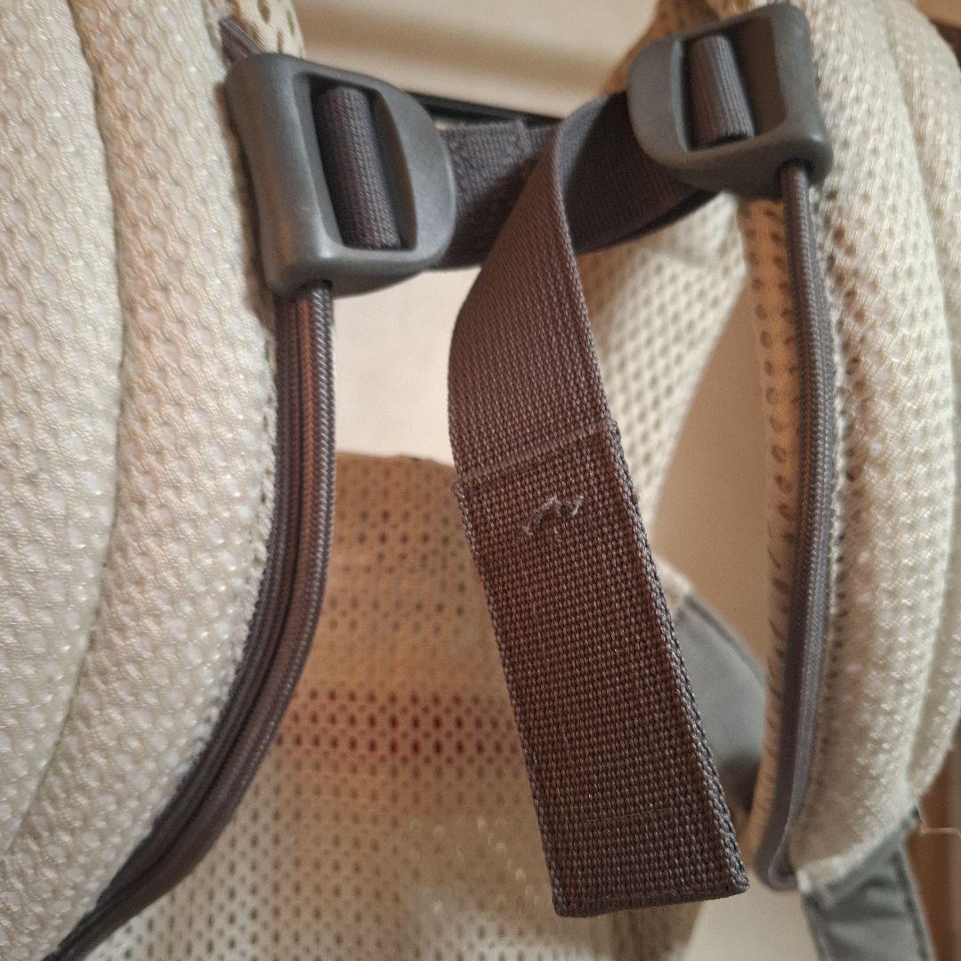 BABYBJÖRN 抱っこ紐 クリーム？　グレー？　ベビーキャリアハーモニー