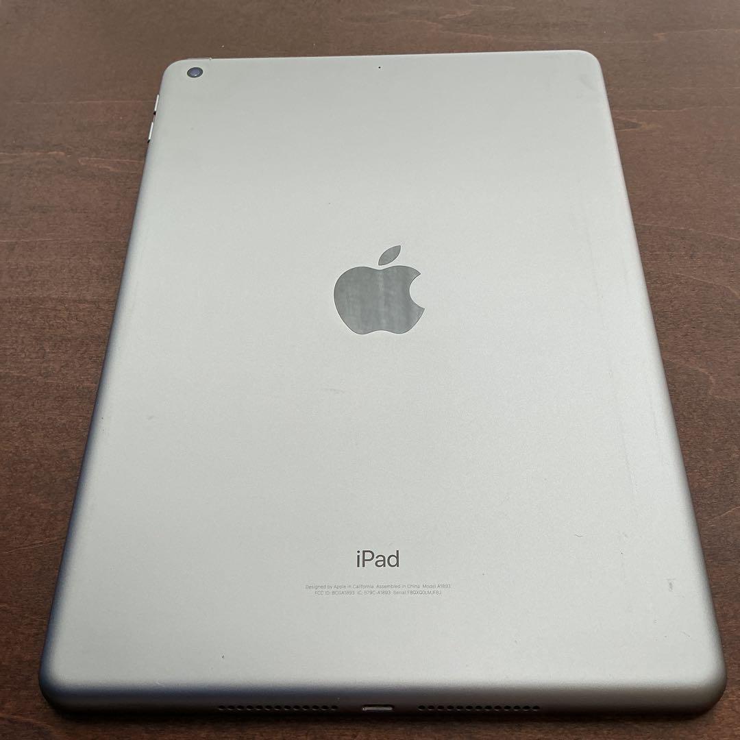 Apple iPad本体第6世代32GBwifiモデル　バッテリー最大容量68%