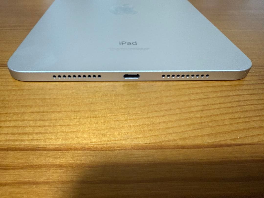 iPad mini6（スターライト）、ケース（ESR）、タッチペン付