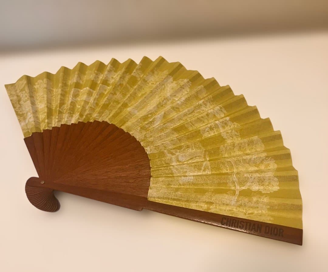 【新品・未使用】CHRISTIAN DIOR萌黄色扇子 トワル ドゥ ジュイ