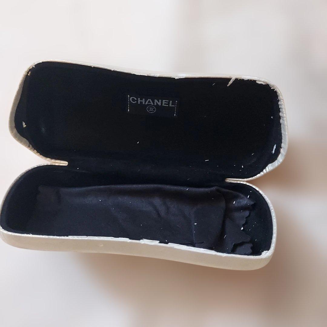 CHANEL ブラック サングラス ストーン装飾