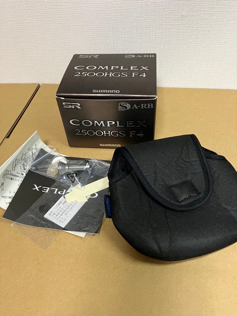 値下げ！未使用並　極美品　09 コンプレックス 2500HGS F4