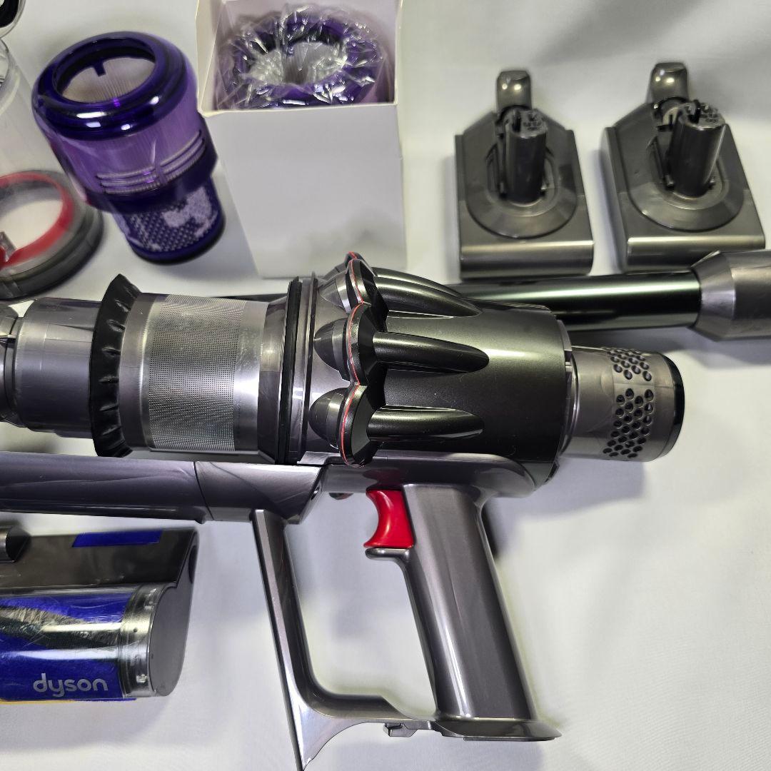 dyson ダイソン 掃除機 コードレスクリーナー sv18 豪華セット✨️