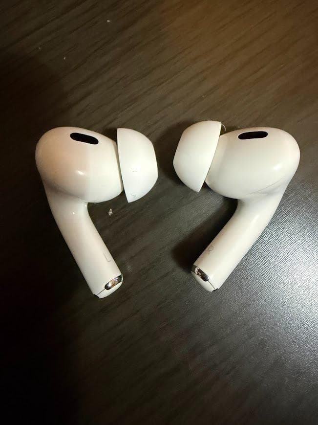 Apple アップル AirPods Pro 第2世代　おまけ付き