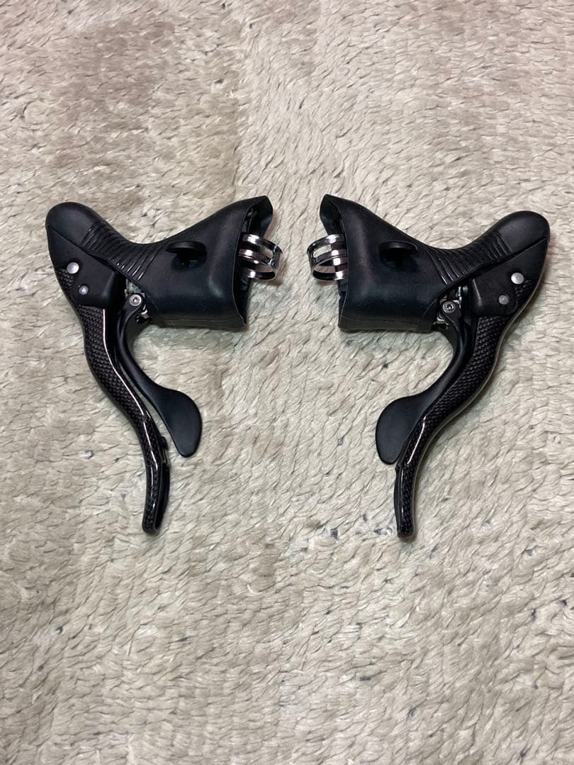 カーボン カンパニョーロ エルゴパワーです。 ケンタウル 10s 10速