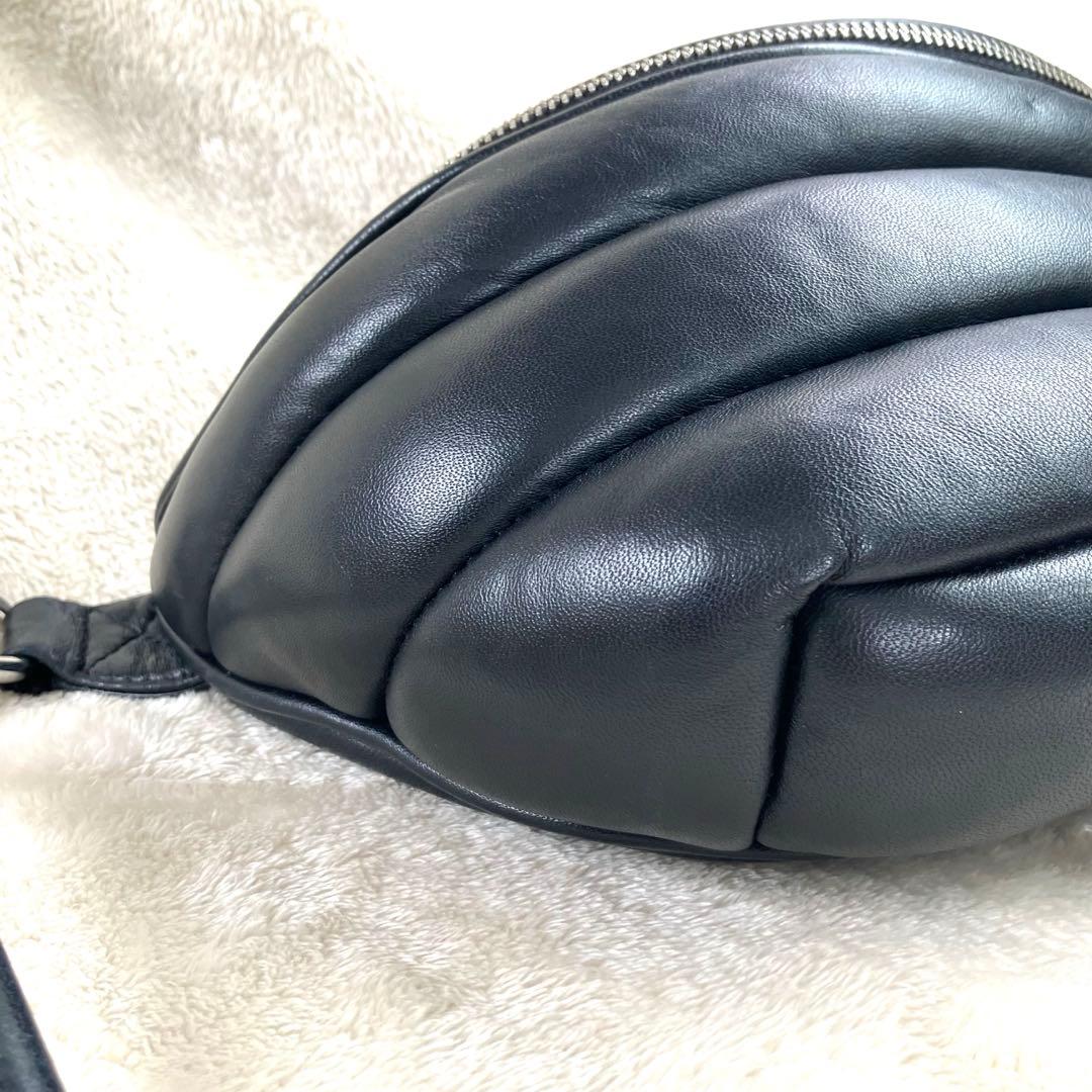 【美品✨】marimekko マリメッコ ショルダーバッグ レザー ブラック