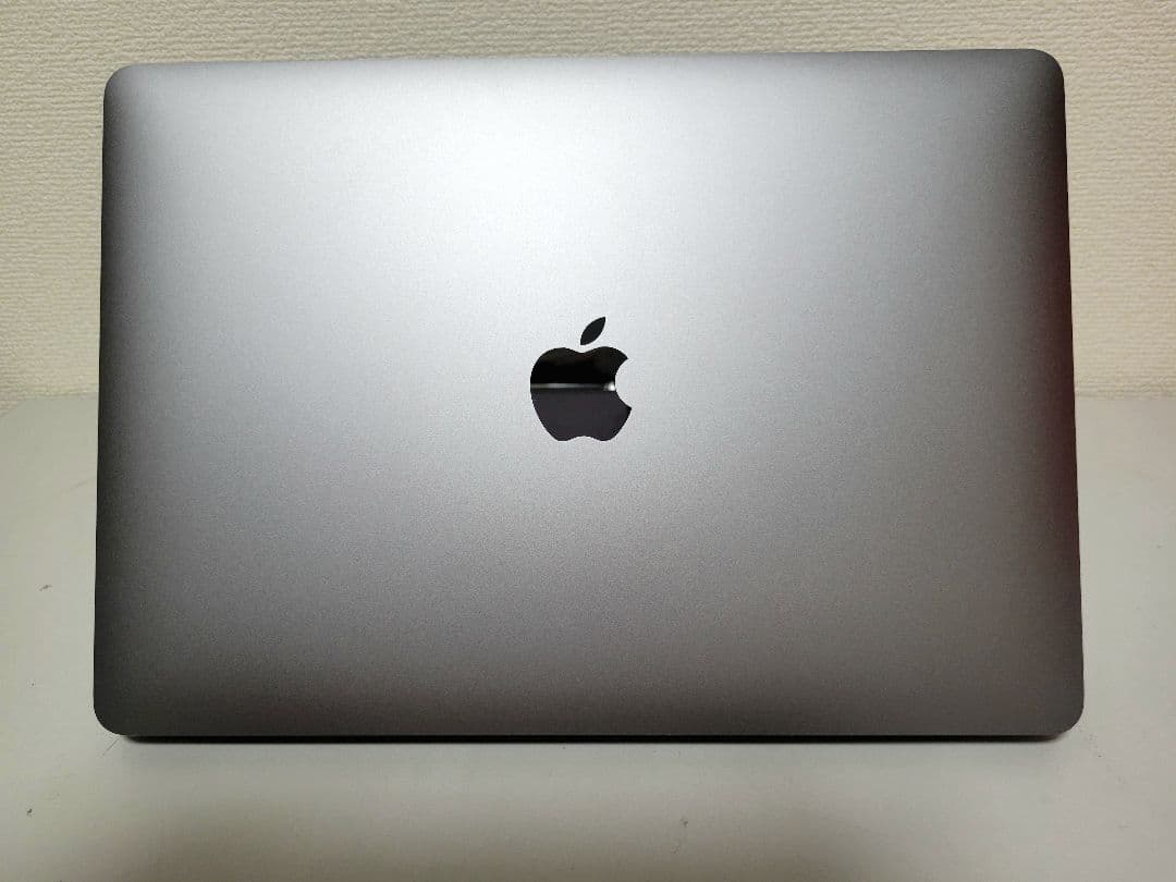 美品　Macbook Air 2020 i7/16GB/512SSD 49回充電