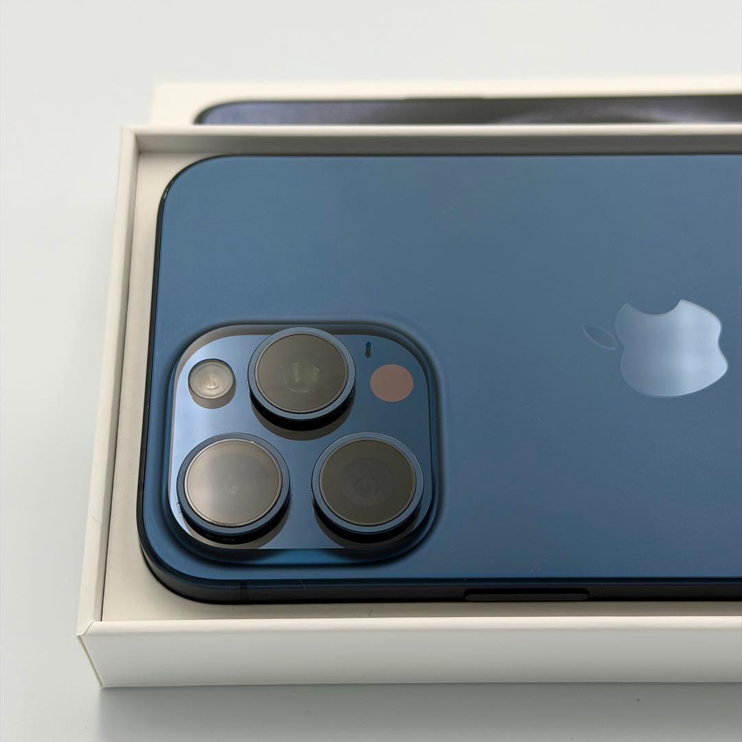 美品 iPhone 15 Pro Max 512GB ブルーチタニウム