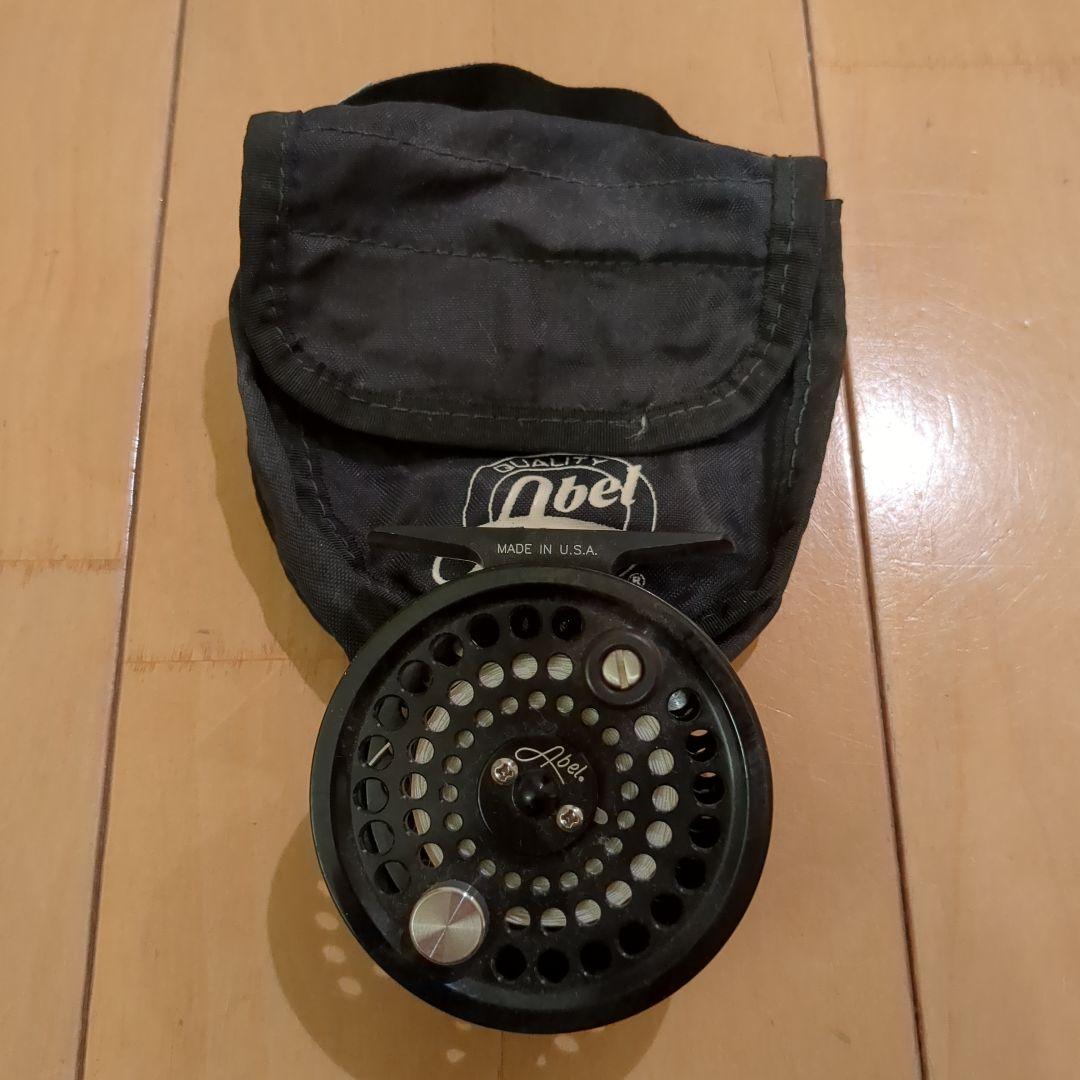 フライフィッシング　リール　ABEL TR 1　①