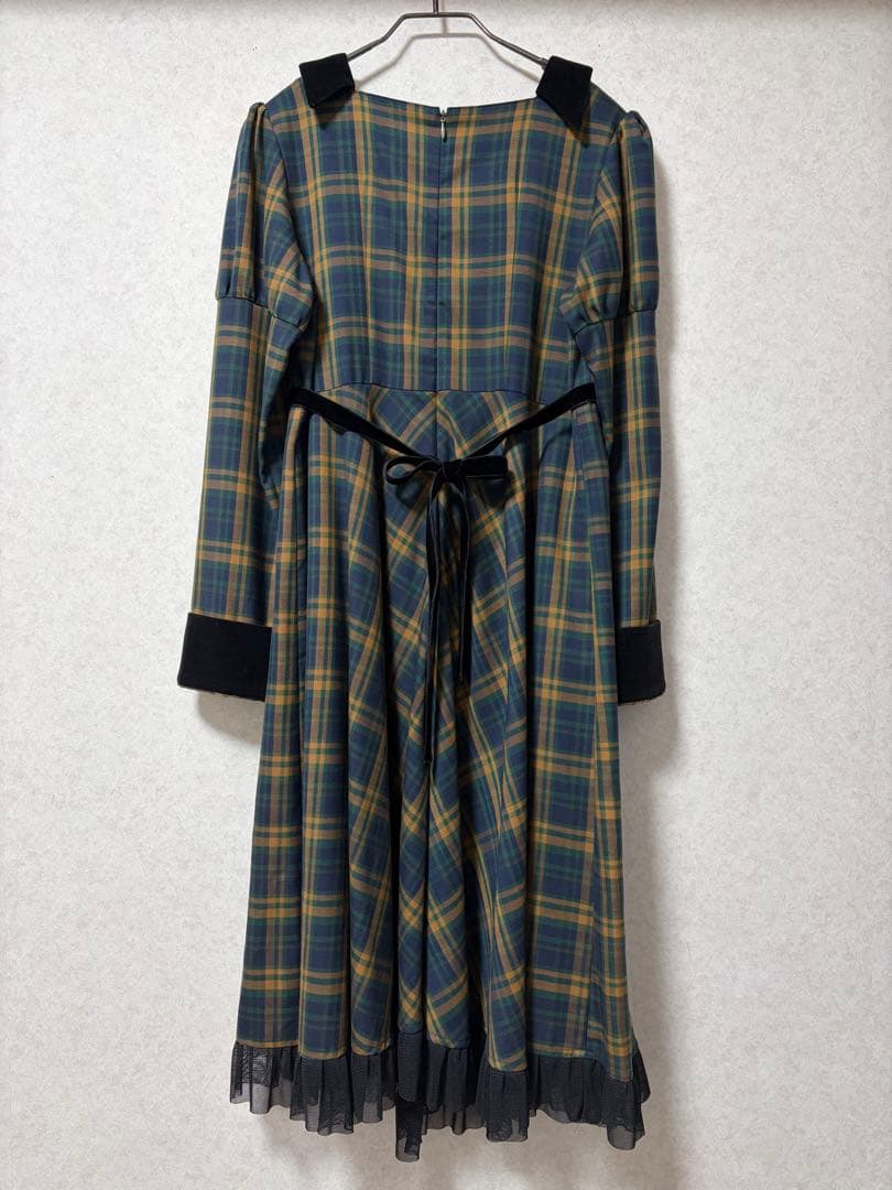 【美品】セラフィム＊ベルベット　グリーンチェックのワンピース